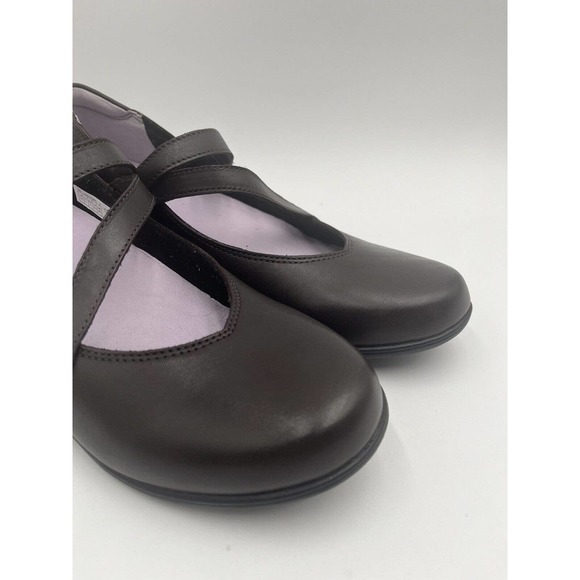 NEW Aravon ABBEY Z-STRAP Women's Flats Brown US Size 11 B NIB - Picture 2 of 10